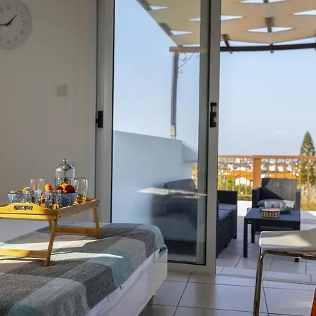 Apartman Ayios Elias Anna *