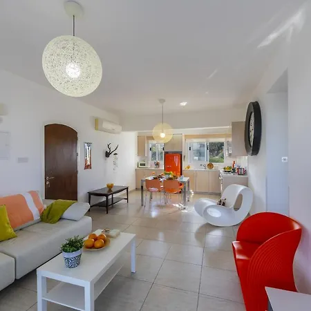 Apartament Ayios Elias Anna *